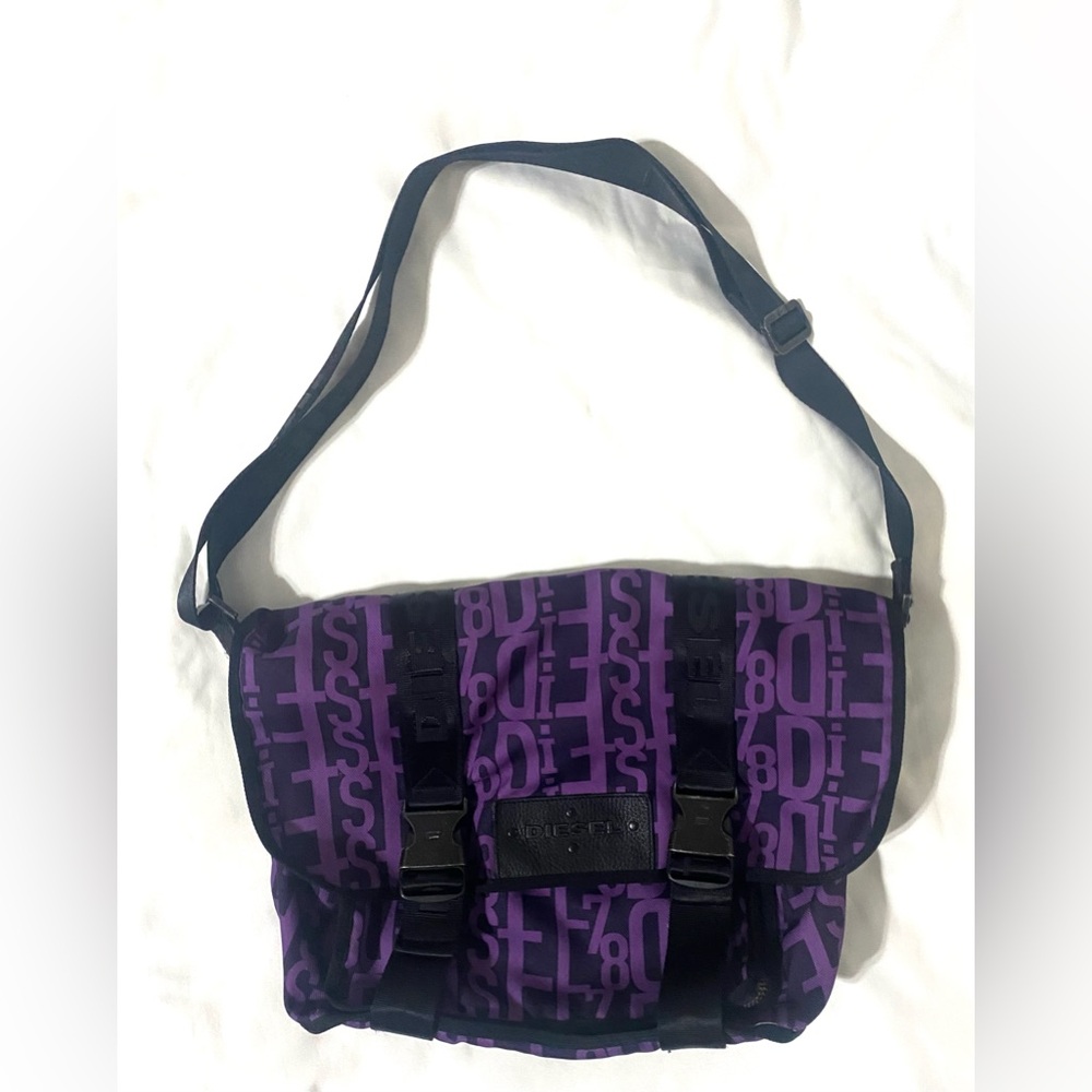 Diesel Spell Out Shoulder Purple Crossbody Messenger Bag. Vintage y2k